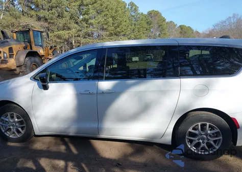 2024 Chrysler Voyager Lx from USA, damaged, VIN 2C4RC1CG6RR155376